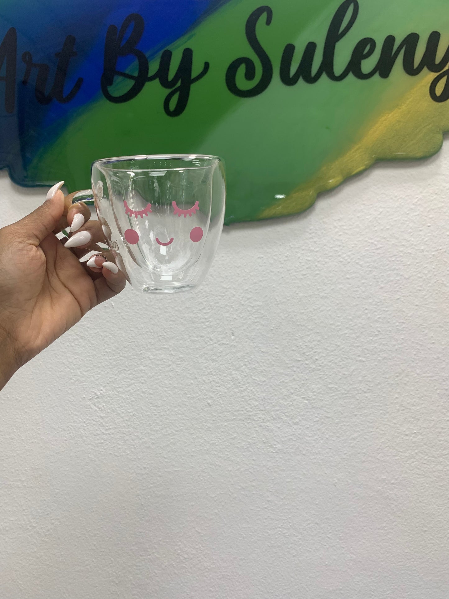Taza en vinyl personalizada pequeña con forma de corazón dentro
