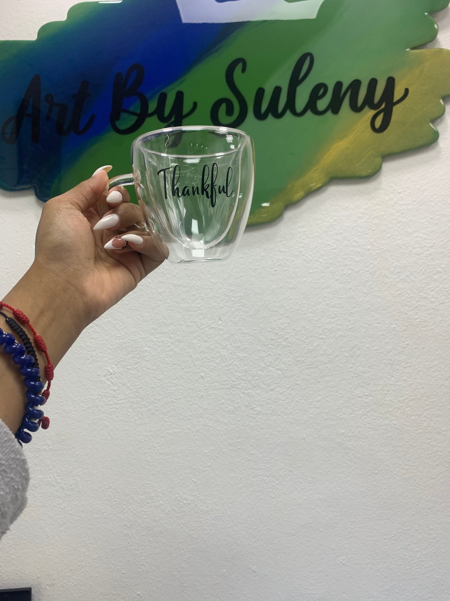 Taza en vinyl personalizada pequeña con forma de corazón dentro