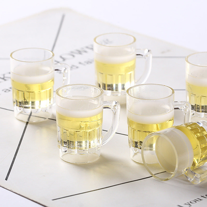 Dijes de vaso cerveza para llaveros