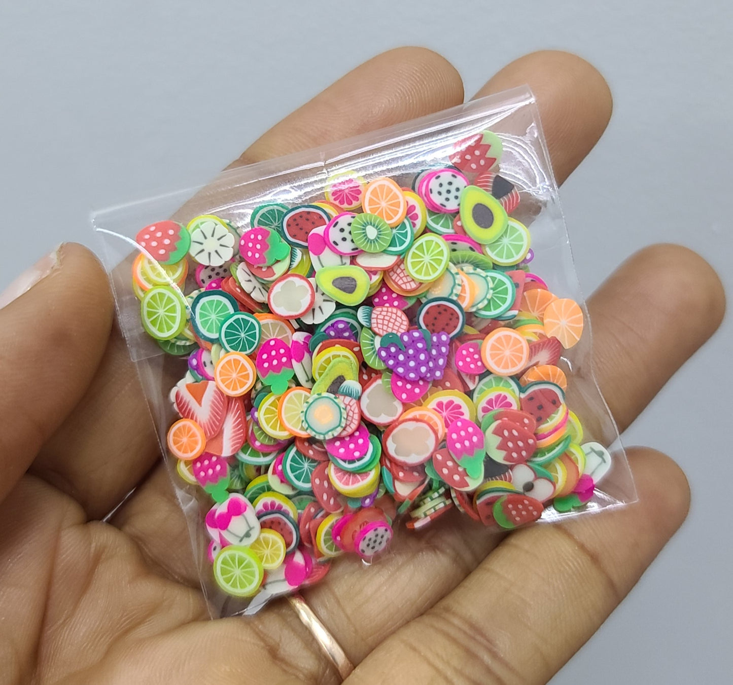 Fimos en forma de Frutas, Corazon y Estrella decorativas