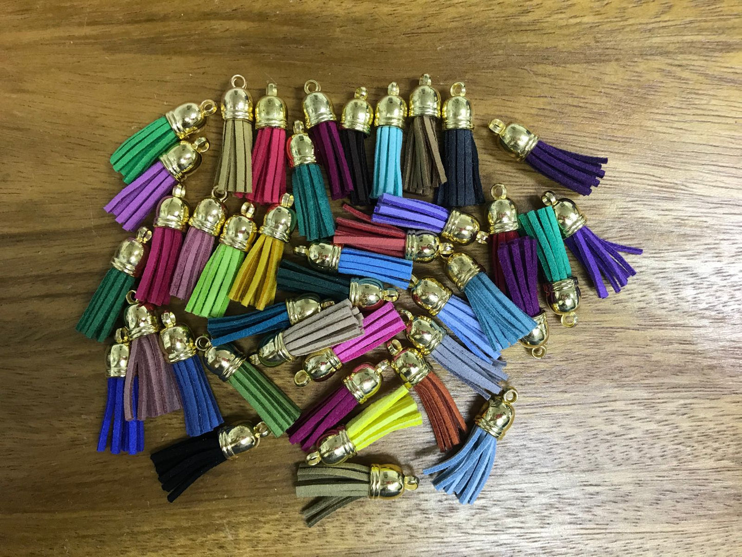 Borlas para Llaveros set de 35 unidades coloridas