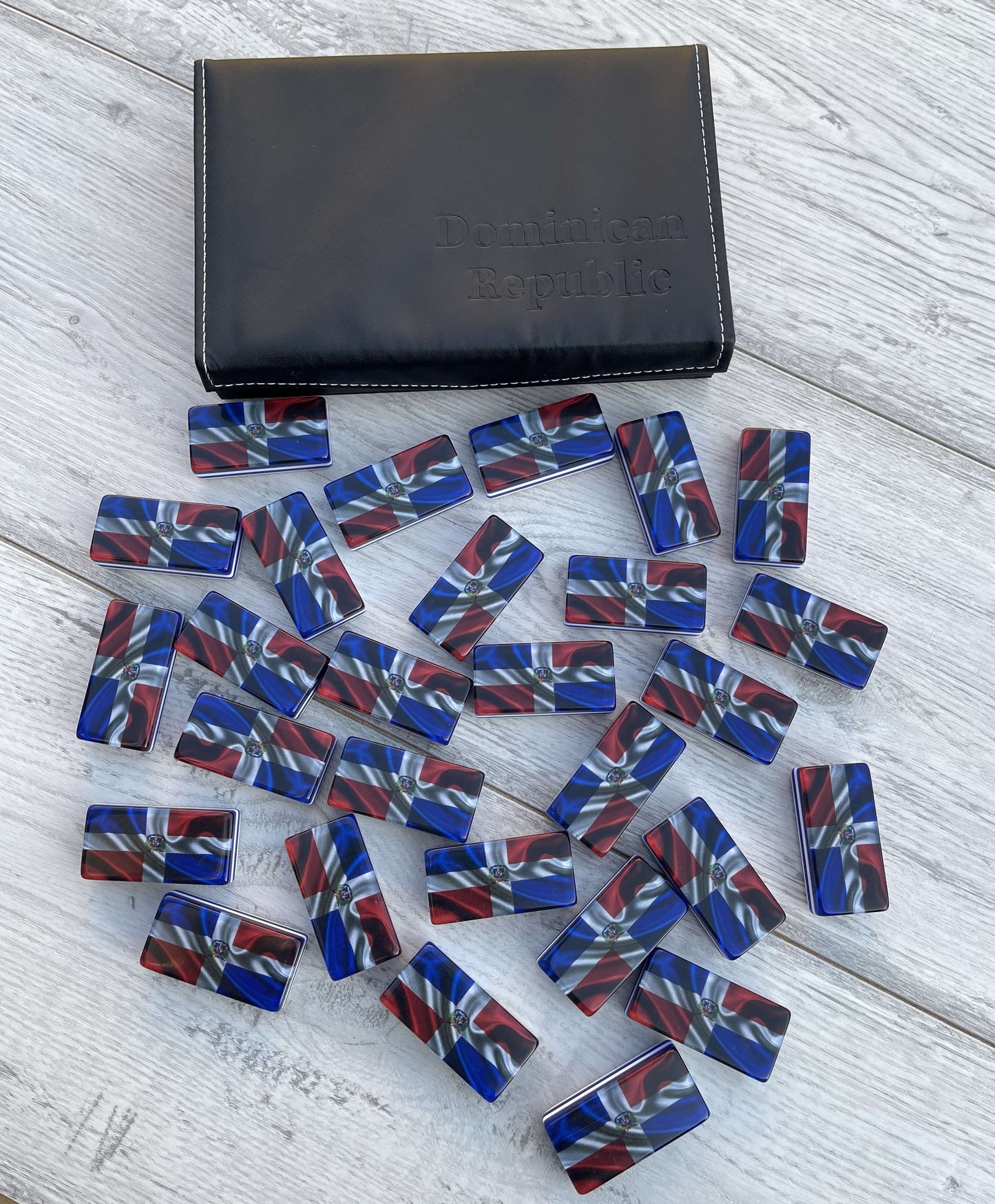 Juegos de Dominos en Acrilico Personalizados tamaño Jumbo Bandera República Dominicana