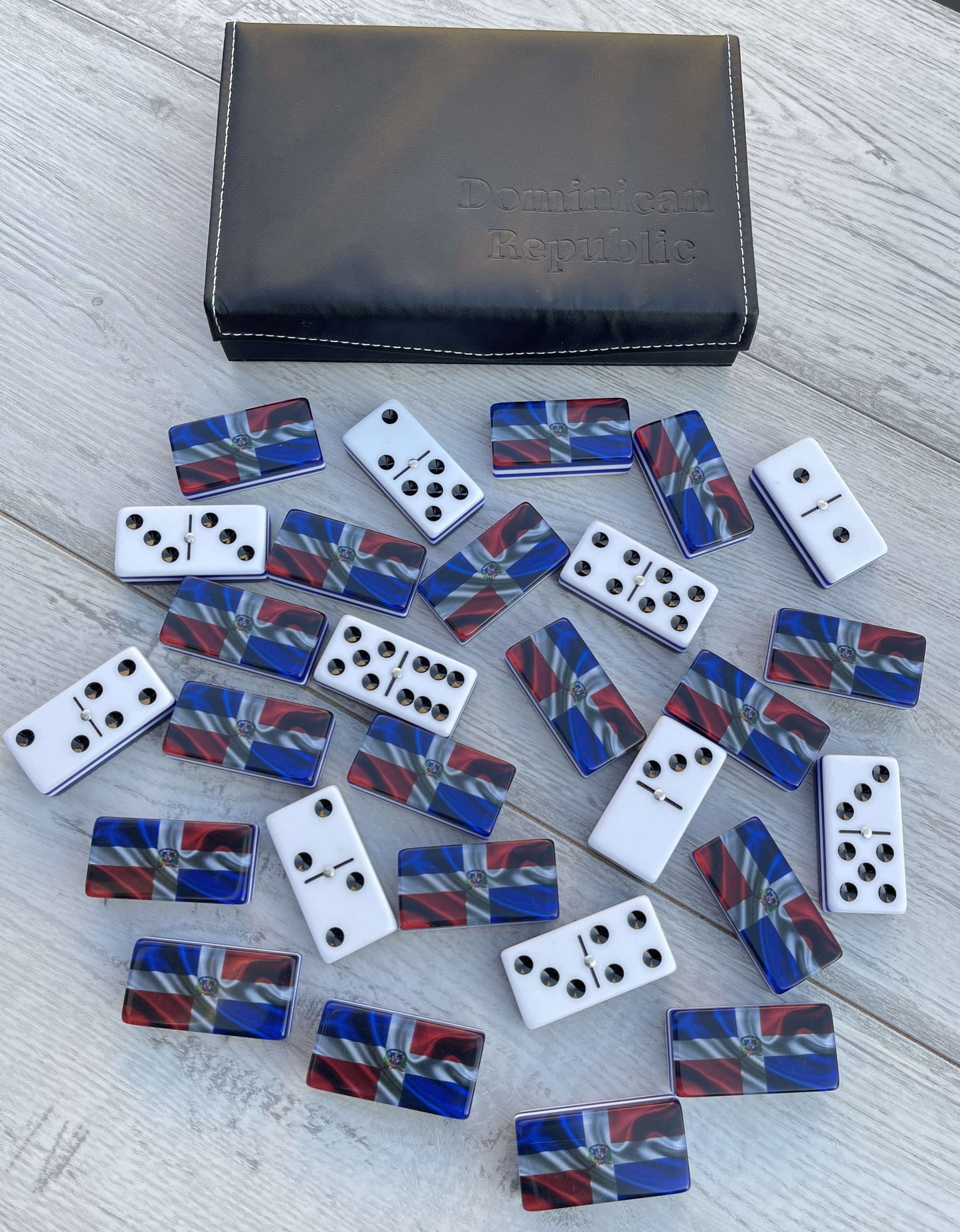 Juegos de Dominos en Acrilico Personalizados tamaño Jumbo Bandera República Dominicana