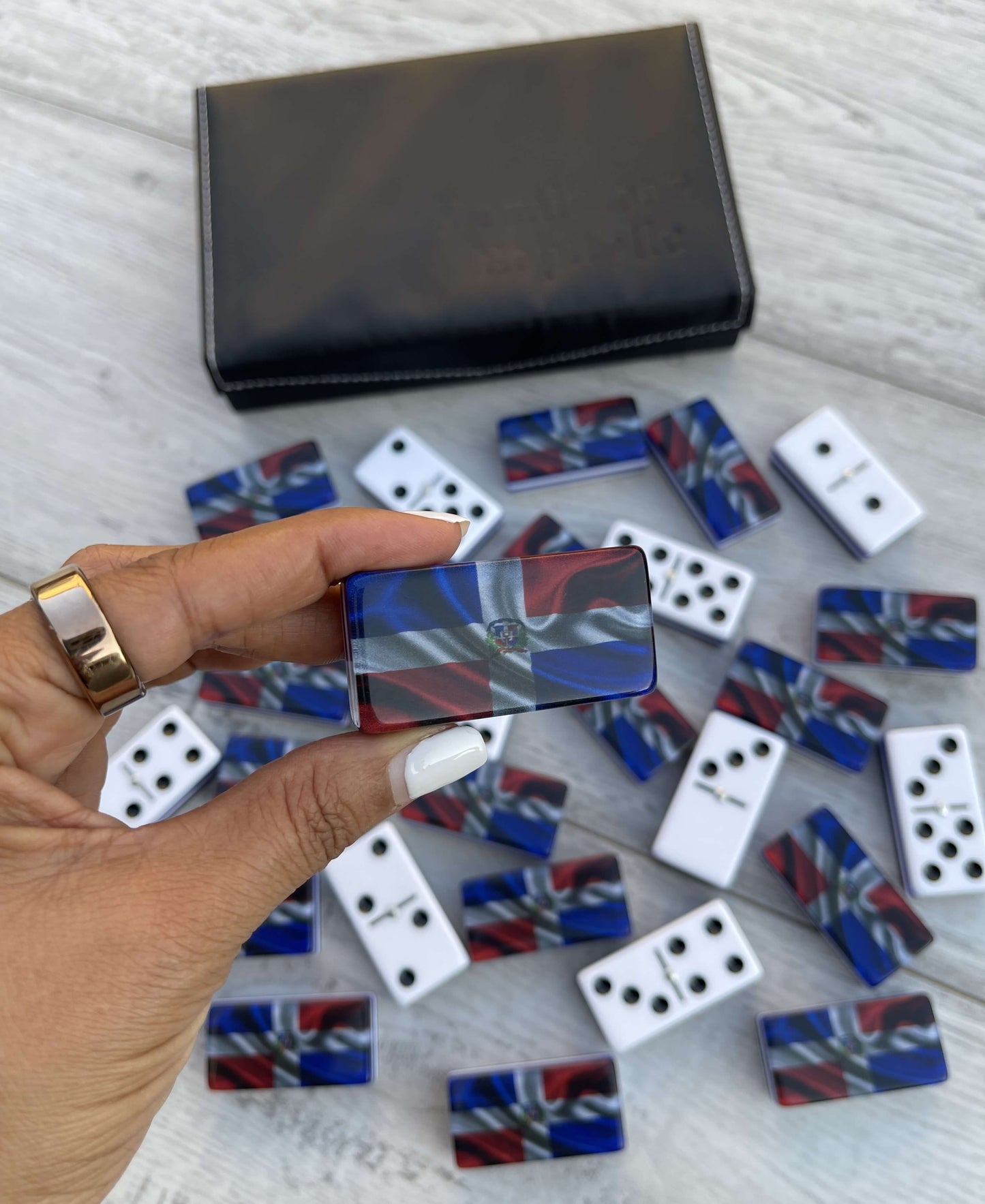 Juegos de Dominos en Acrilico Personalizados tamaño Jumbo Bandera República Dominicana