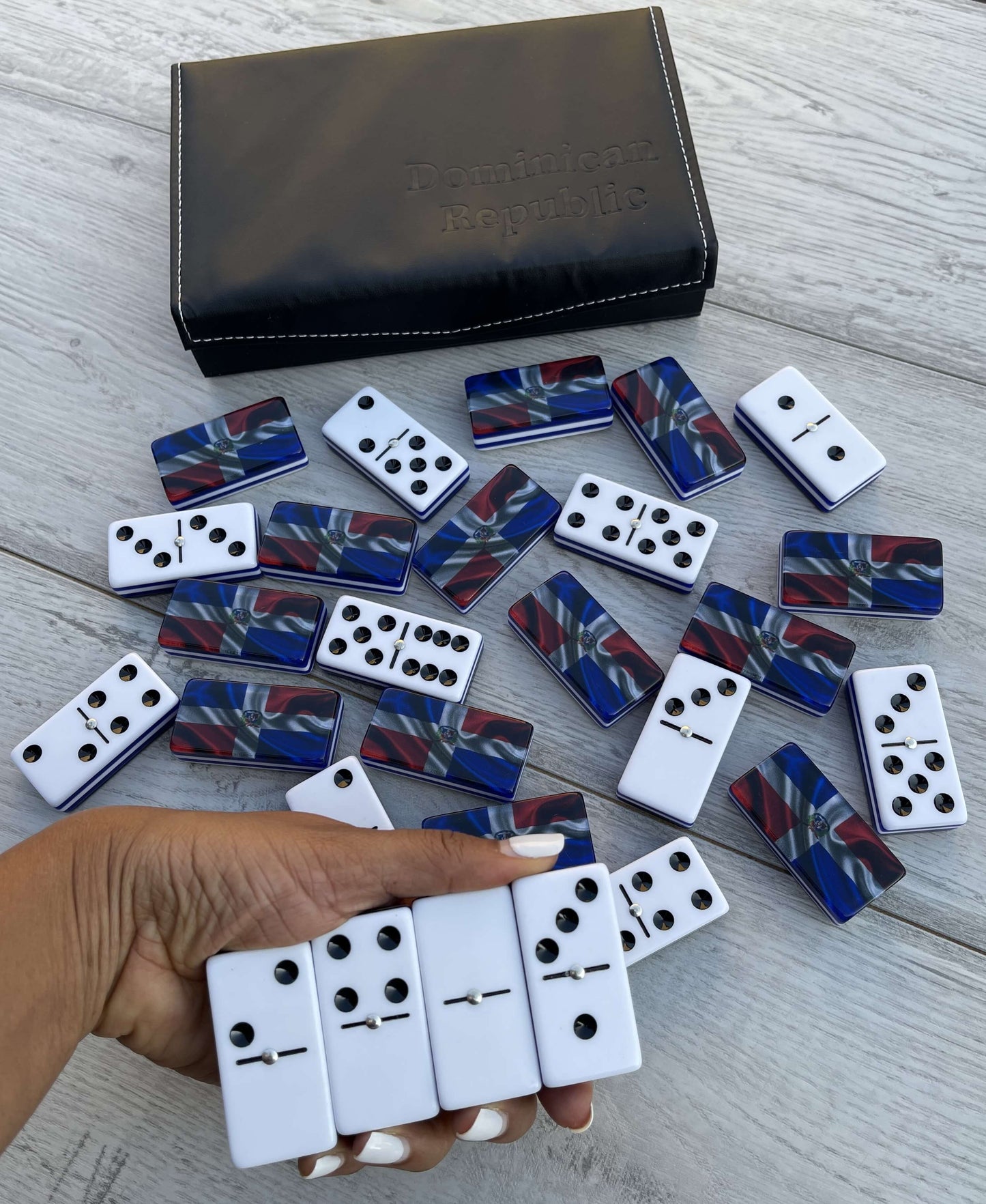 Juegos de Dominos en Acrilico Personalizados tamaño Jumbo Bandera República Dominicana