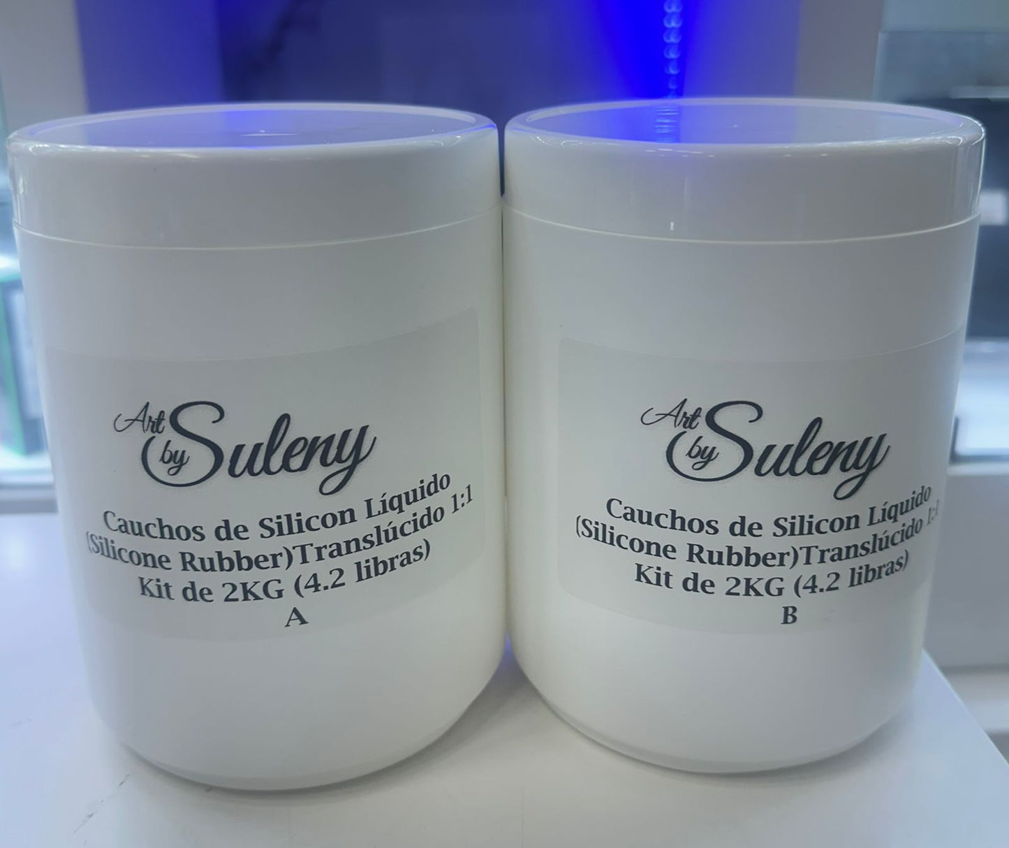Cauchos de Silicon Líquido (Silicone Rubber) Translúcido 1:1 Kit de 2KG (4.2 libras) y Kit de 10KG (21 libras) Grado Alimenticio