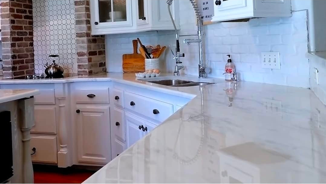 Stone Coat Countertops Gloss / Protector de Topes en Resina con ultra resistencia a rayones y rayos UV 24 Onzas