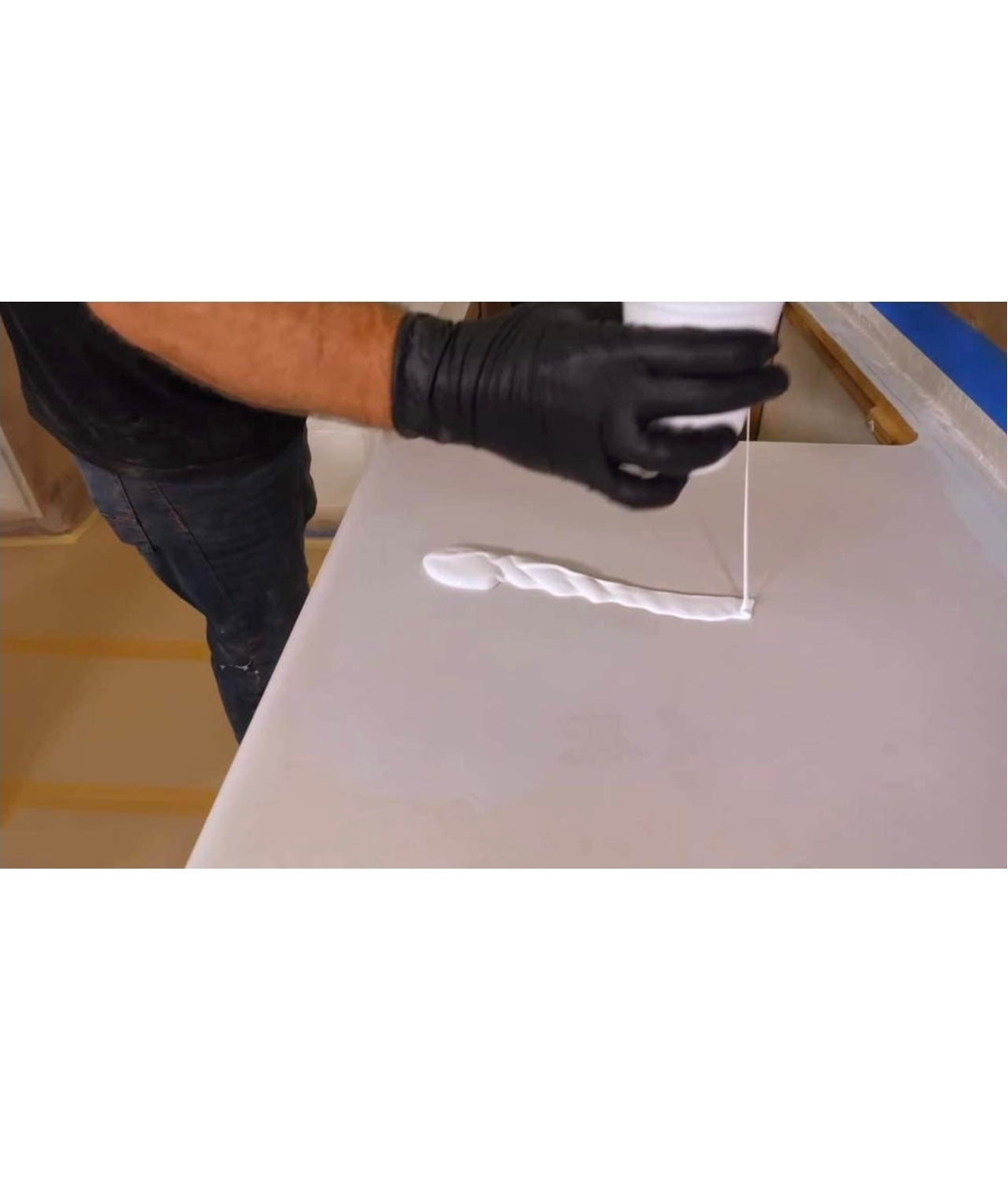 Pintura de Base de Resina Epoxica (Epoxy Undercoat) Para Topes y Pisos cuarto de galón