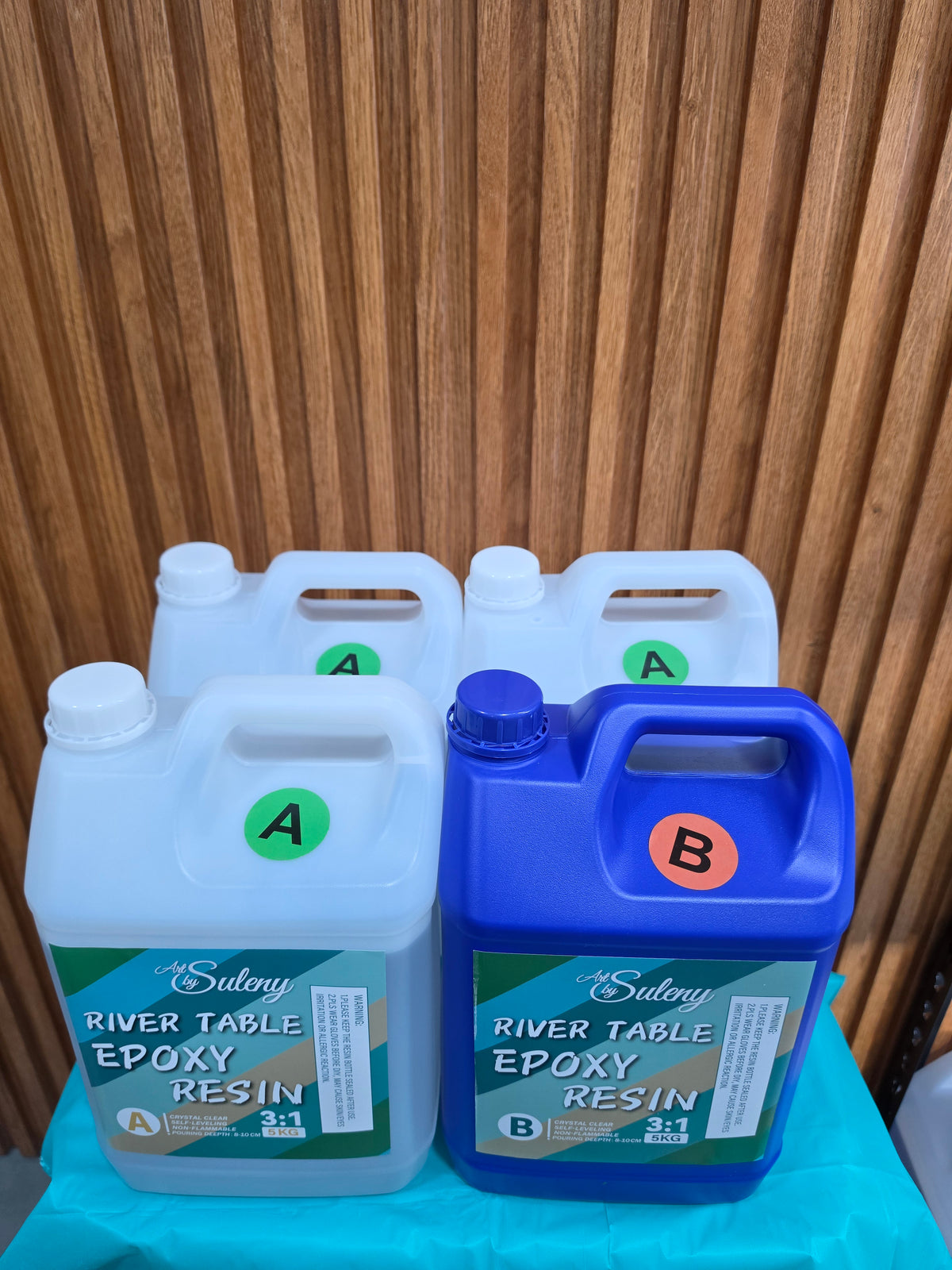 Kit de Resina Epóxica A/B 3/1 Transparente Super Clear para Mesas de Rio y Vaciado profundo 20KG Deep Pour